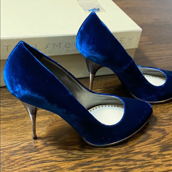 Stella McCartney Women’s Blue Velvet Shoes as 39 - Picture 3 of 8